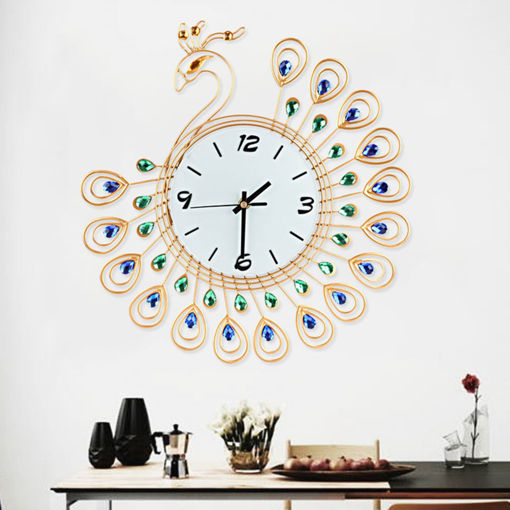 Immagine di Large 3D Gold Diamond Peacock Wall Clock Metal Watch For Home Living Room Decoration DIY Clocks Crafts Ornaments Gift 53x53cm
